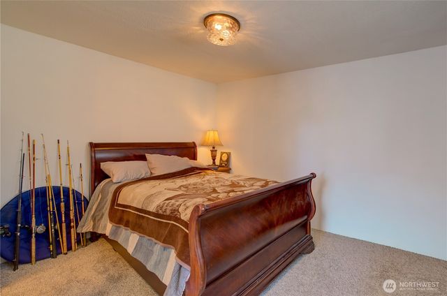 22604 S Place, Ocean Park, WA 98640