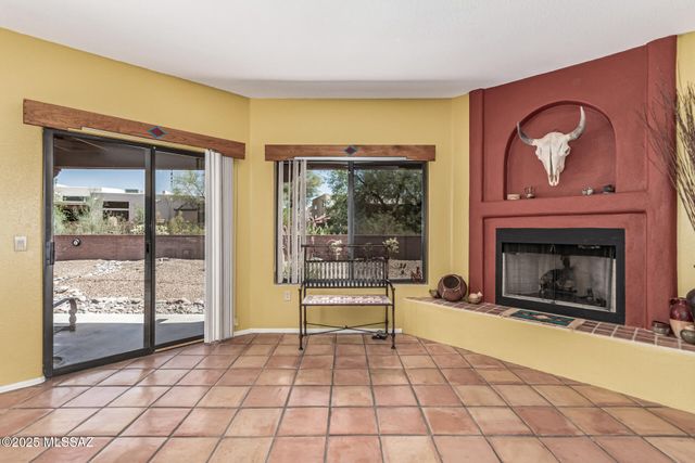 993 W Placita Agradable, Green Valley, AZ 85614