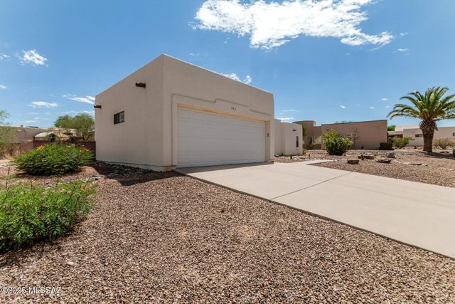 993 W Placita Agradable, Green Valley, AZ 85614