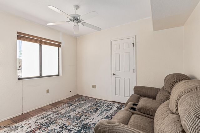 993 W Placita Agradable, Green Valley, AZ 85614