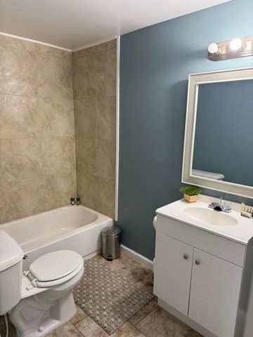 30733 Elmwood Street, Garden City, MI 48135