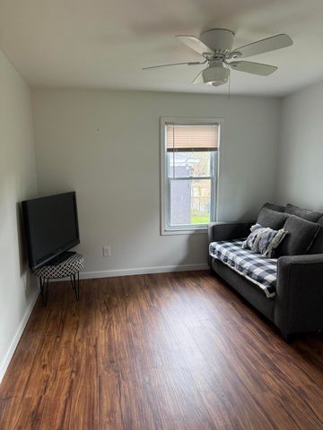 30733 Elmwood Street, Garden City, MI 48135