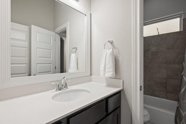 3512 Westport LN, Pflugerville, TX 78660