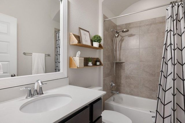 3512 Westport LN, Pflugerville, TX 78660