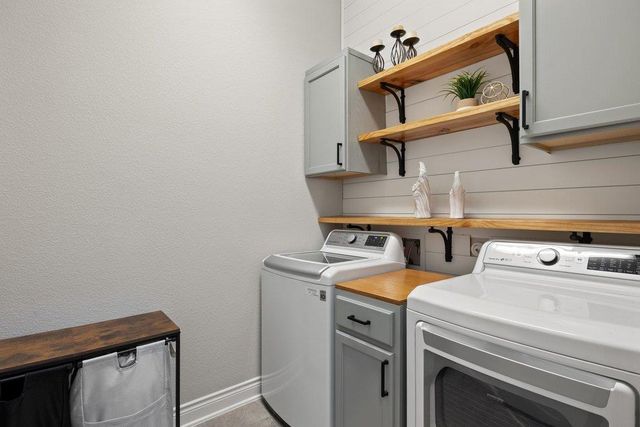 3512 Westport LN, Pflugerville, TX 78660