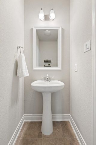 3512 Westport LN, Pflugerville, TX 78660