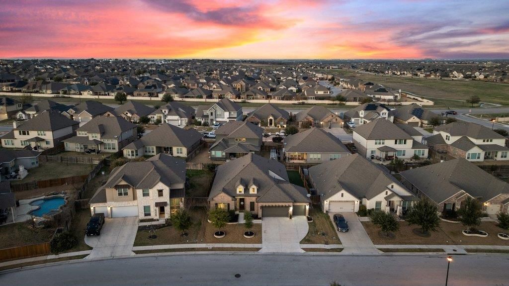 3512 Westport LN, Pflugerville, TX 78660