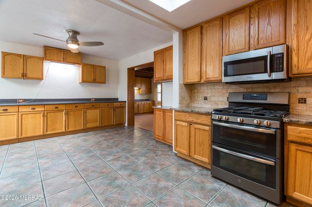 4817 E Scarlett Street, Tucson, AZ 85711