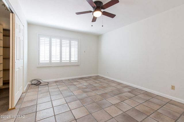 4817 E Scarlett Street, Tucson, AZ 85711