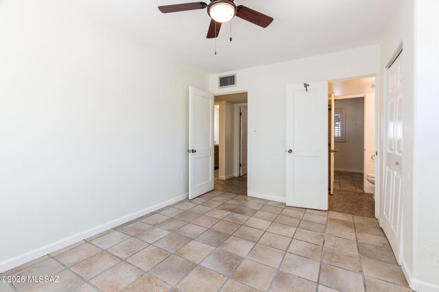 4817 E Scarlett Street, Tucson, AZ 85711