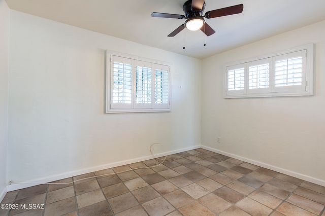 4817 E Scarlett Street, Tucson, AZ 85711