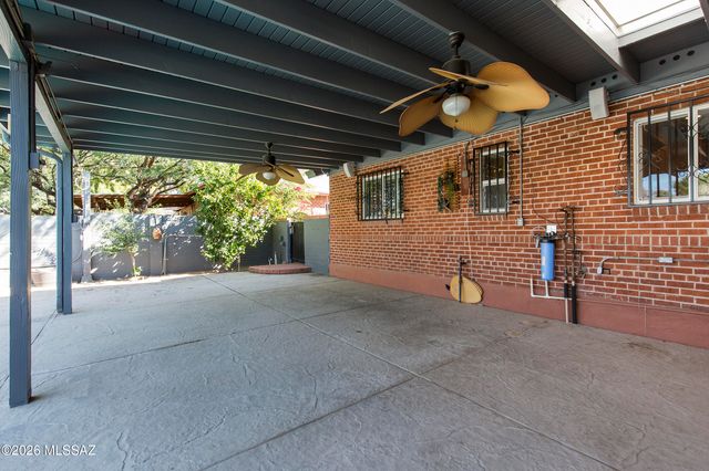 4817 E Scarlett Street, Tucson, AZ 85711