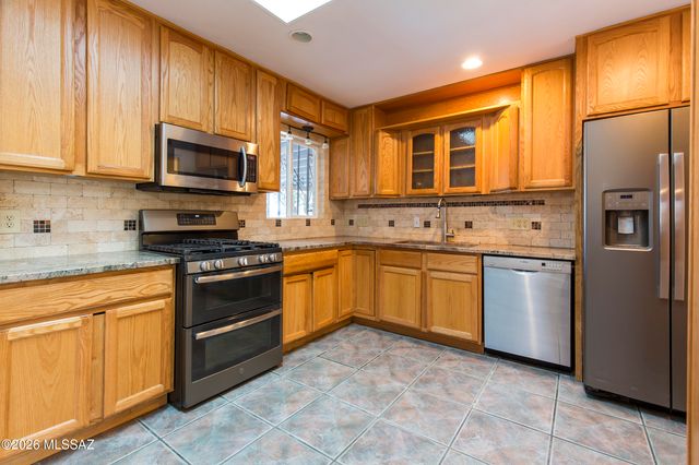 4817 E Scarlett Street, Tucson, AZ 85711