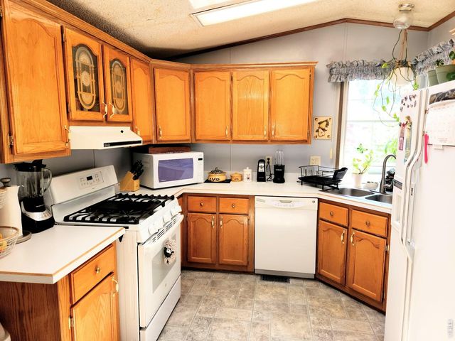 2200 37th St 95, Evans, CO 80620