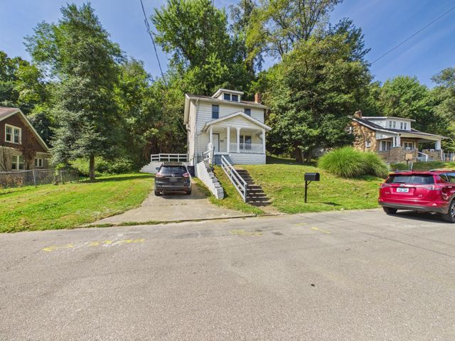 3220 Bath Avenue, Ashland, KY 41101
