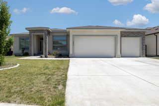 3576 Curtis Dr., West Richland, WA 99353