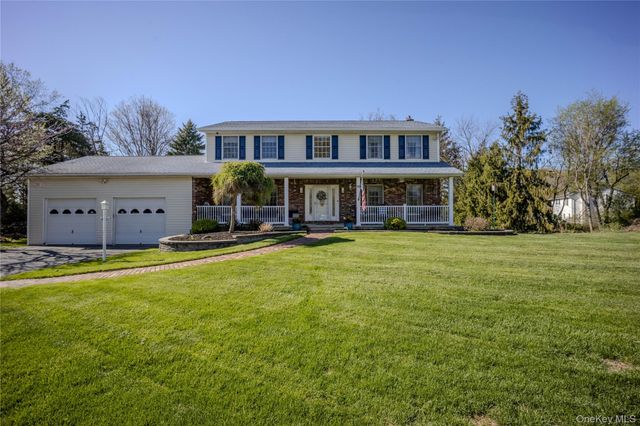 98 Leo Lane, Poughquag, NY 12570