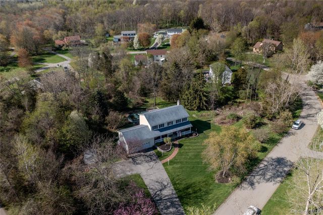 98 Leo Lane, Poughquag, NY 12570