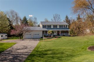 98 Leo Lane, Poughquag, NY 12570
