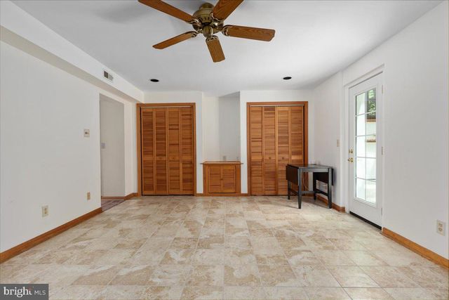 7231 KINGS ARM DR, Manassas, VA 20112