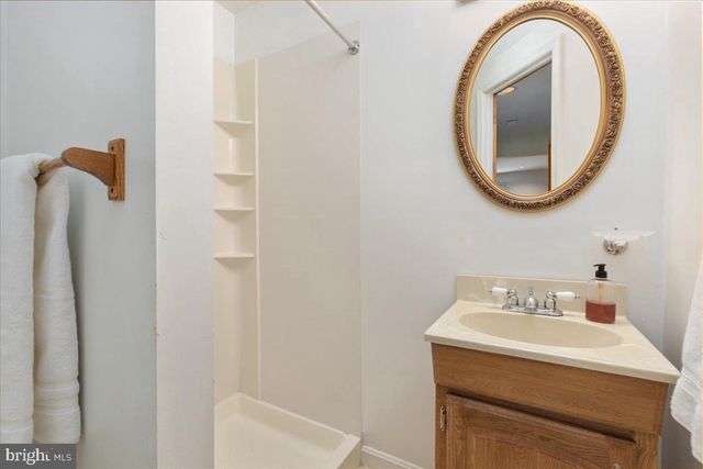 7231 KINGS ARM DR, Manassas, VA 20112