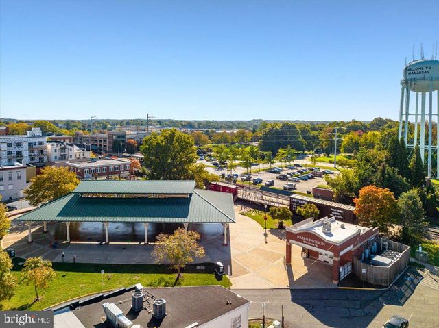 7231 KINGS ARM DR, Manassas, VA 20112