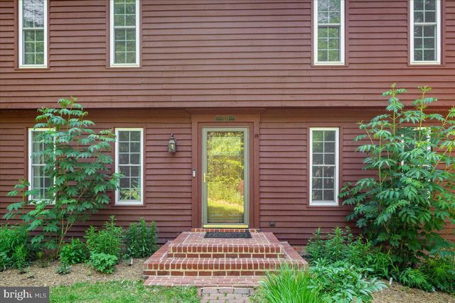 7231 KINGS ARM DR, Manassas, VA 20112