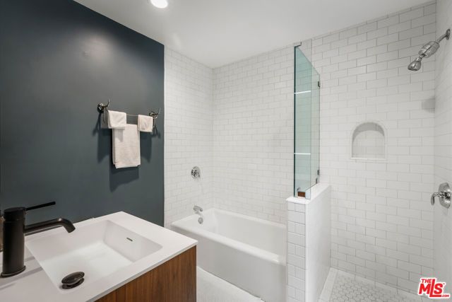 5749 Valley Oak Drive, Los Angeles, CA 90068