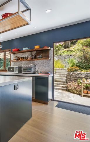 5749 Valley Oak Drive, Los Angeles, CA 90068
