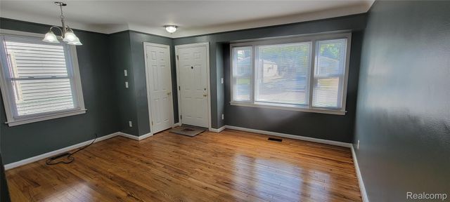 2043 Pilgrim Street, Ferndale, MI 48220