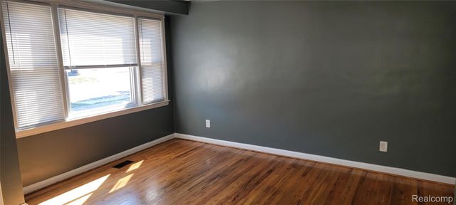 2043 Pilgrim Street, Ferndale, MI 48220