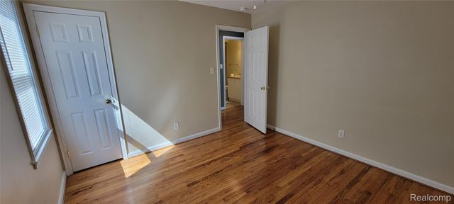 2043 Pilgrim Street, Ferndale, MI 48220