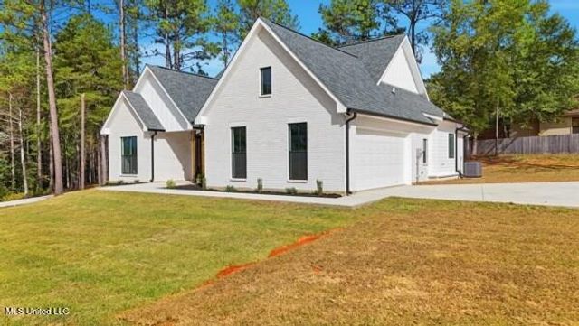 55 Switch Drive, Carriere, MS 39426