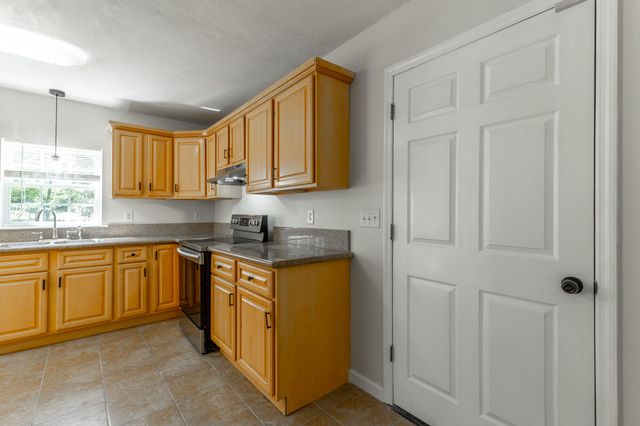 957 Lower Mill Rd Road, Hixson, TN 37343