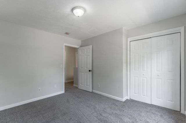 957 Lower Mill Rd Road, Hixson, TN 37343