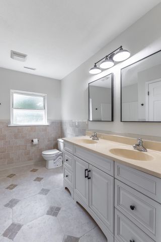 957 Lower Mill Rd Road, Hixson, TN 37343