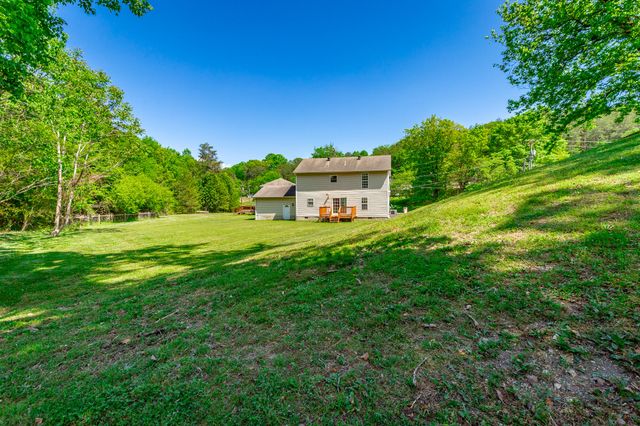957 Lower Mill Rd Road, Hixson, TN 37343