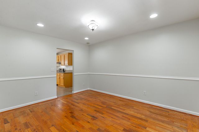 957 Lower Mill Rd Road, Hixson, TN 37343