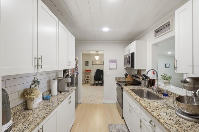 112 EDWARDS AVENUE, Orange City, FL 32763