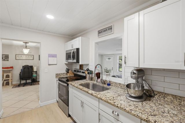 112 EDWARDS AVENUE, Orange City, FL 32763