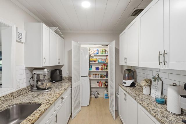 112 EDWARDS AVENUE, Orange City, FL 32763