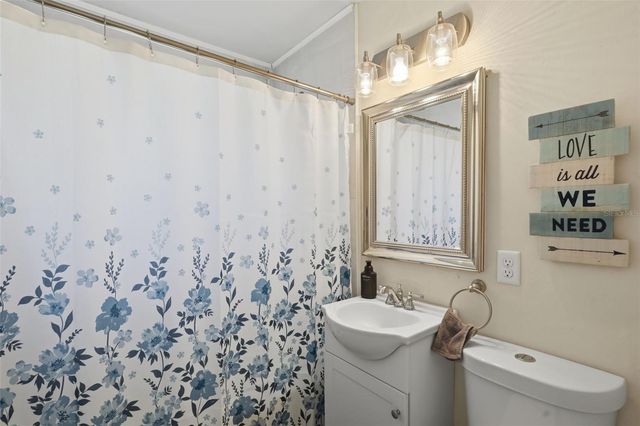 112 EDWARDS AVENUE, Orange City, FL 32763