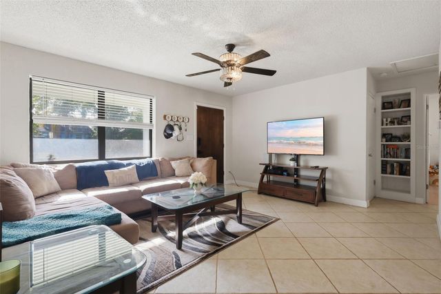 112 EDWARDS AVENUE, Orange City, FL 32763