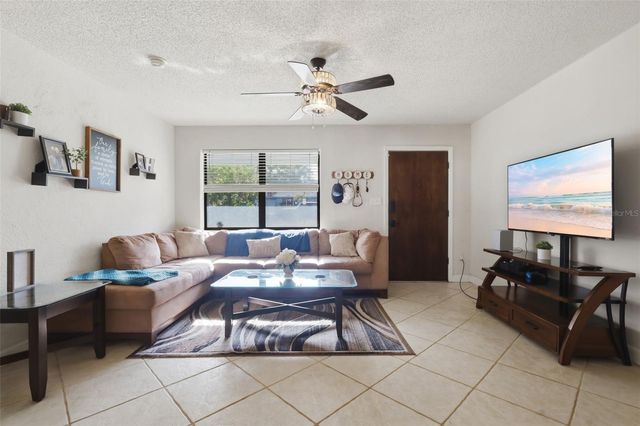 112 EDWARDS AVENUE, Orange City, FL 32763