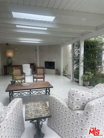 13324 W SUNSET, Los Angeles, CA 90049