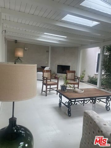 13324 W SUNSET, Los Angeles, CA 90049