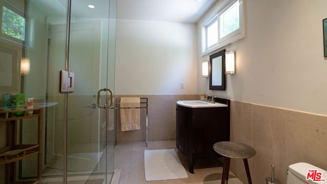 13324 W SUNSET, Los Angeles, CA 90049