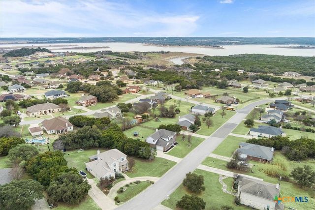 2011 Lakefront Drive, Harker Heights, TX 76548