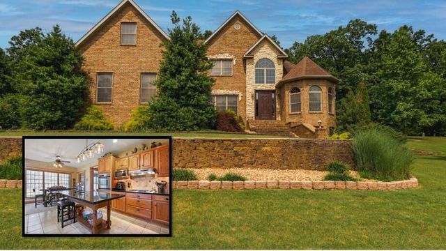 1165 Susan Drive, West Plains, MO 65775