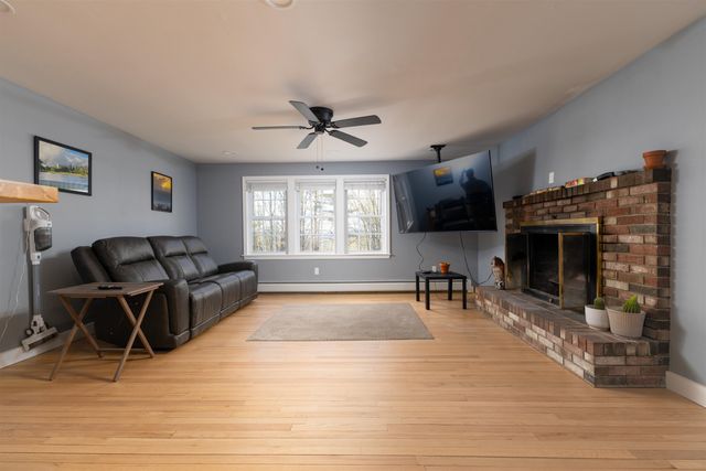 13 Leet Drive, Claremont, NH 03743
